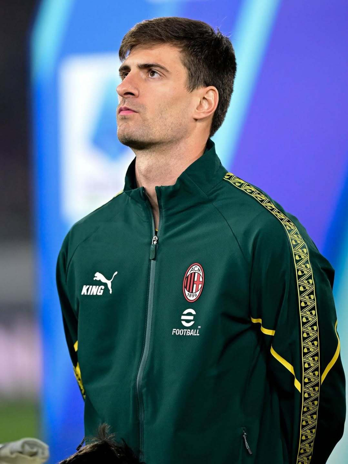 开云登录入口地址-加比亚手术成功感谢妻子俱乐部医疗团队|运动员发声|ac米兰|马佐尼|球迷|球队_新浪体育_新浪新闻